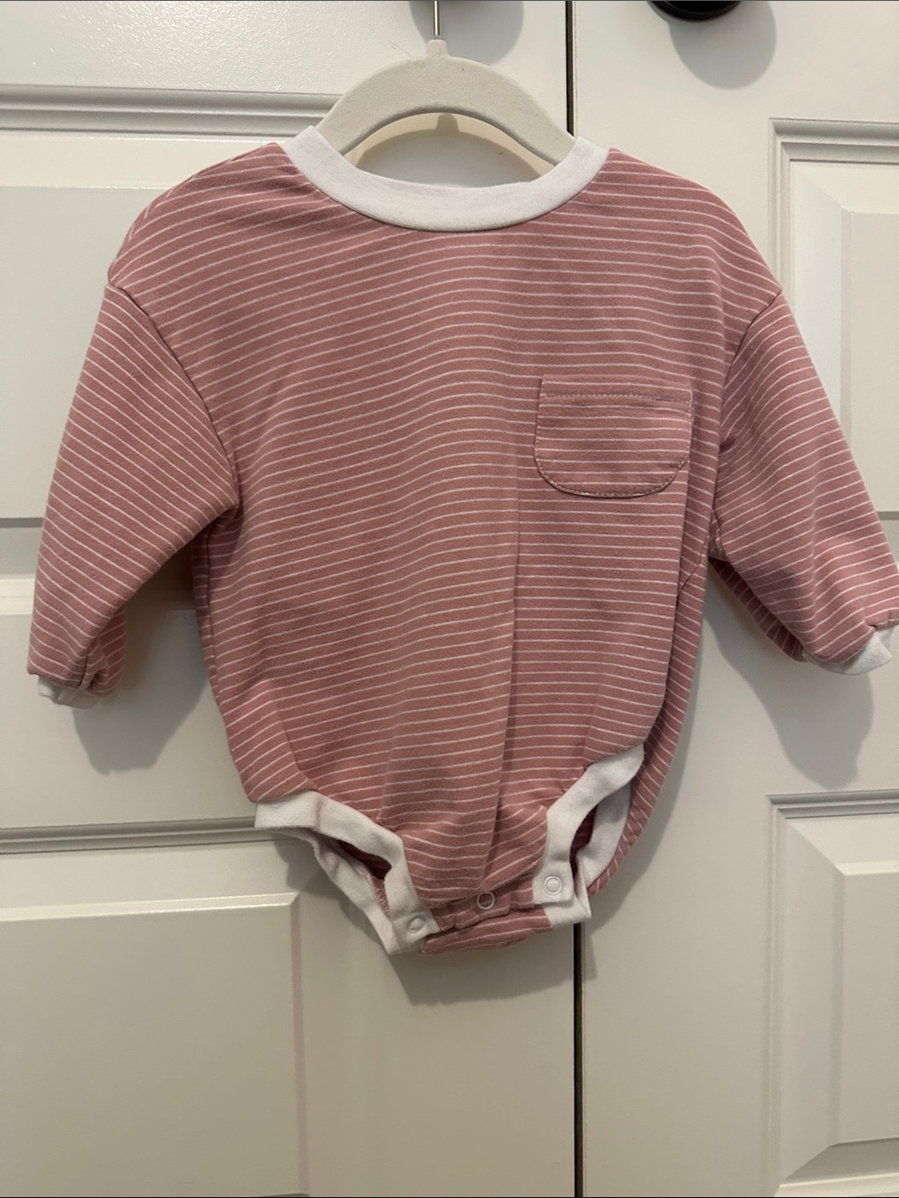 Boutique style striped bubble romper 6-12 months great condition worn once
